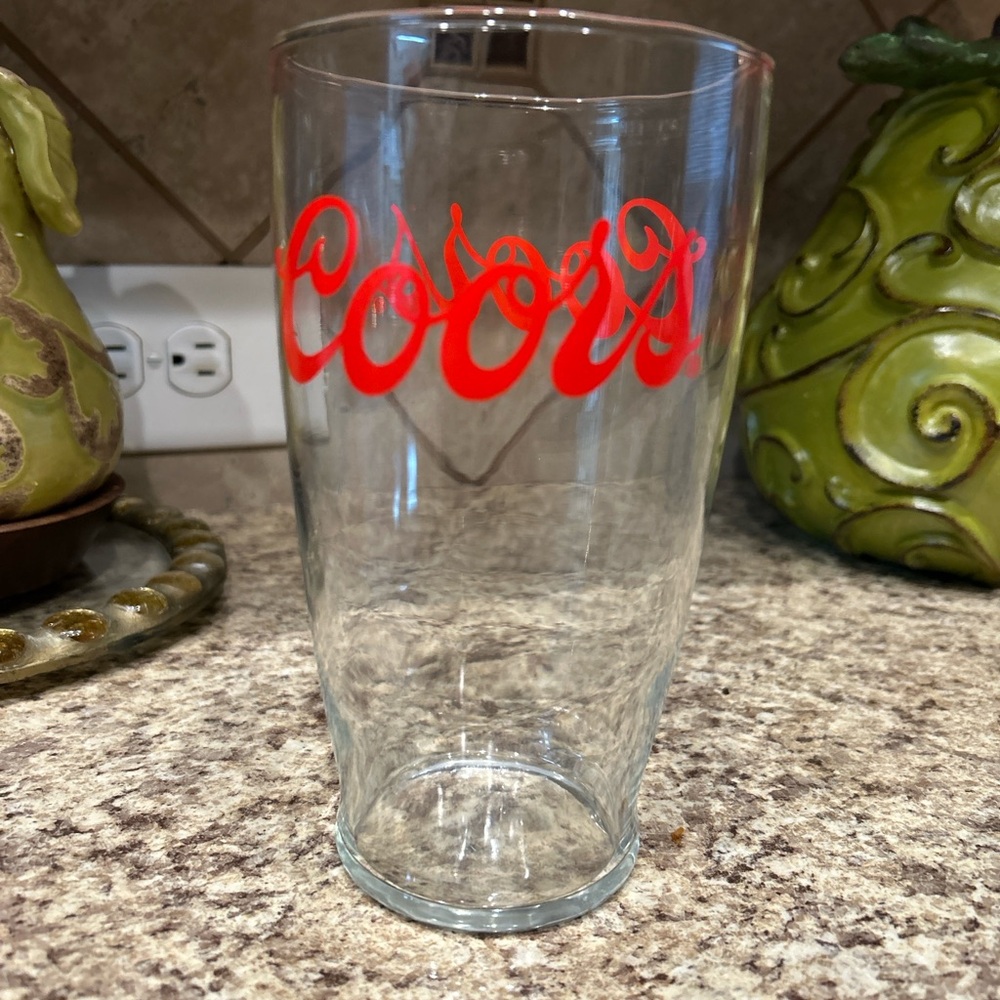 Coors Vintage Red Logo 28 oz Glass